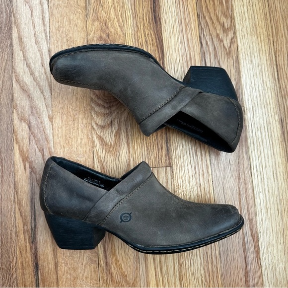Born Kinneys Brown Leather Booties Chunky Heel Women’s Size 7.5 - Picture 1 of 11
